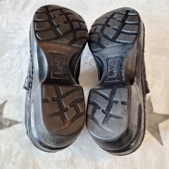 BOC Born Clogs Women's Size 10/42 Black Tooled Faux Leather Slip On Boho - Picture 9 of 13
